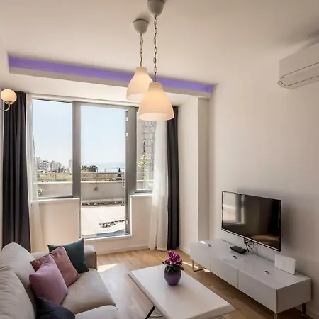 Rino Luxury * Split