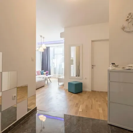 Rino Luxury Split