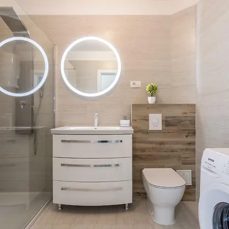 Rino Luxury Daire Split