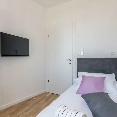 Rino Luxury * Split
